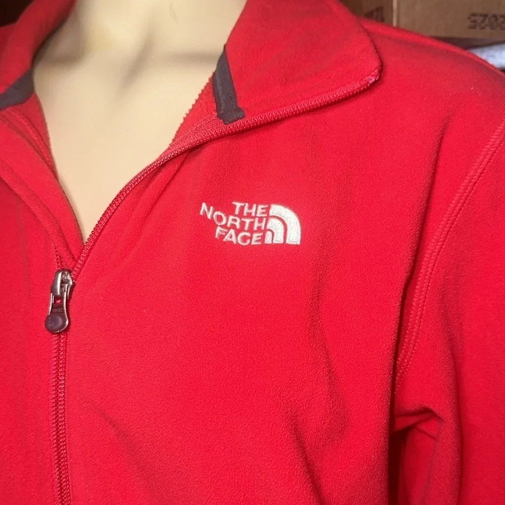 The North Face men’s red, full-zip fleece jacket size S/P